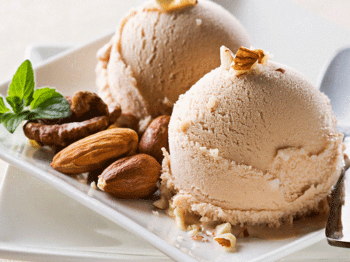Top Ingredients to Make Ready Almond Flavored Ice Cream 