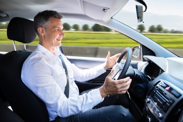 The Road to Confidence: Top Tips for Mastering Car Driving