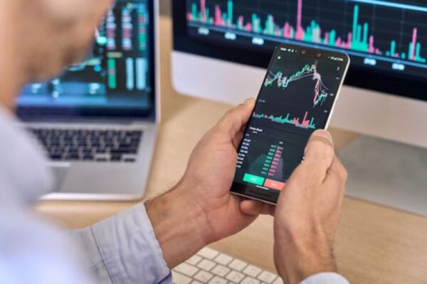 User-Friendly Features of a Share Market Trading App