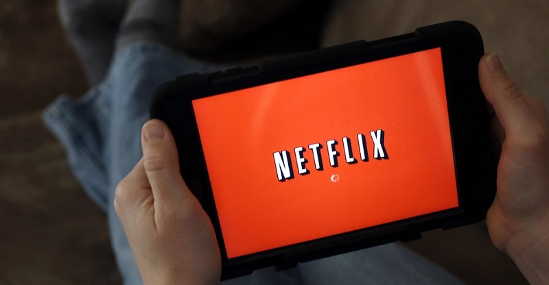 4 Items to Have before You Start Your Weekend Netflix Binge